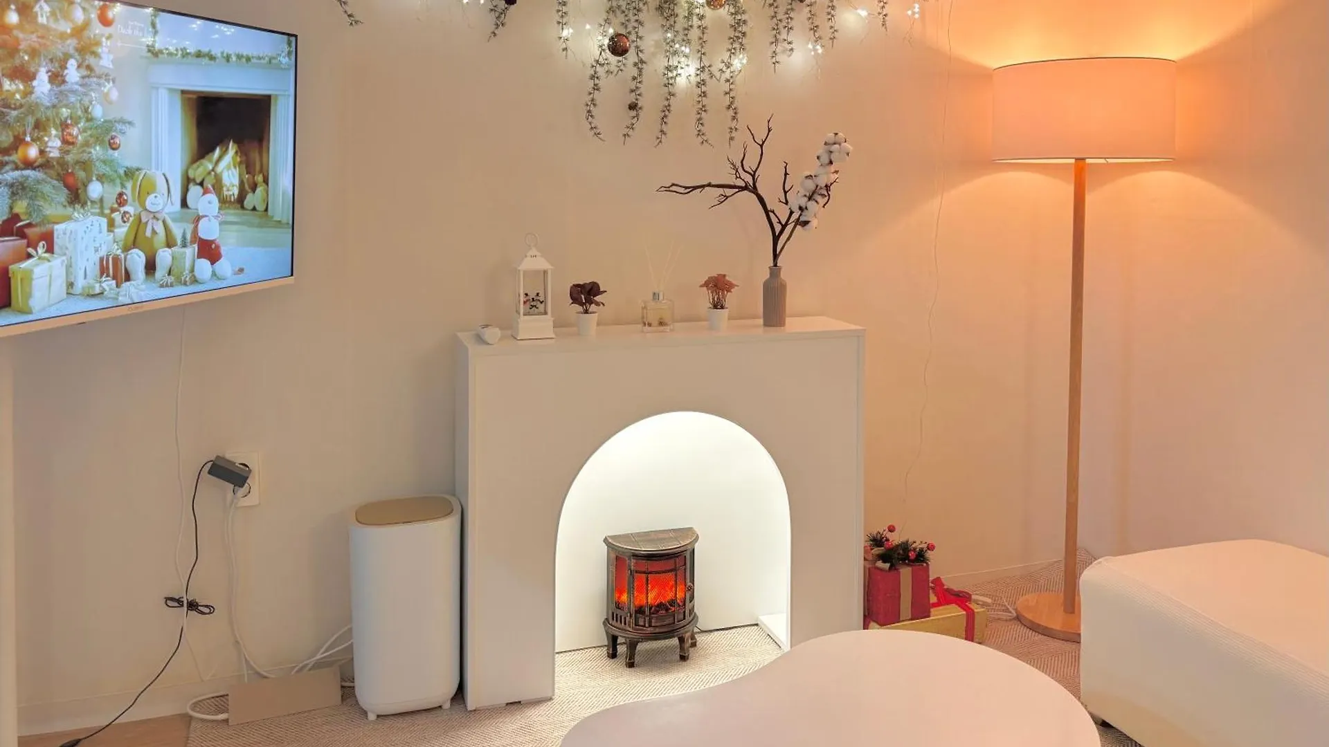 Bbo Stay, Seoul #Airportbus #Subway Line2 #Sillimstation #Uptoguests #3Rooms4Beds Apartment